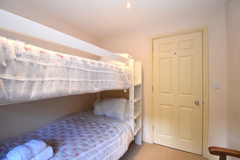 Bedroom- click for photo gallery